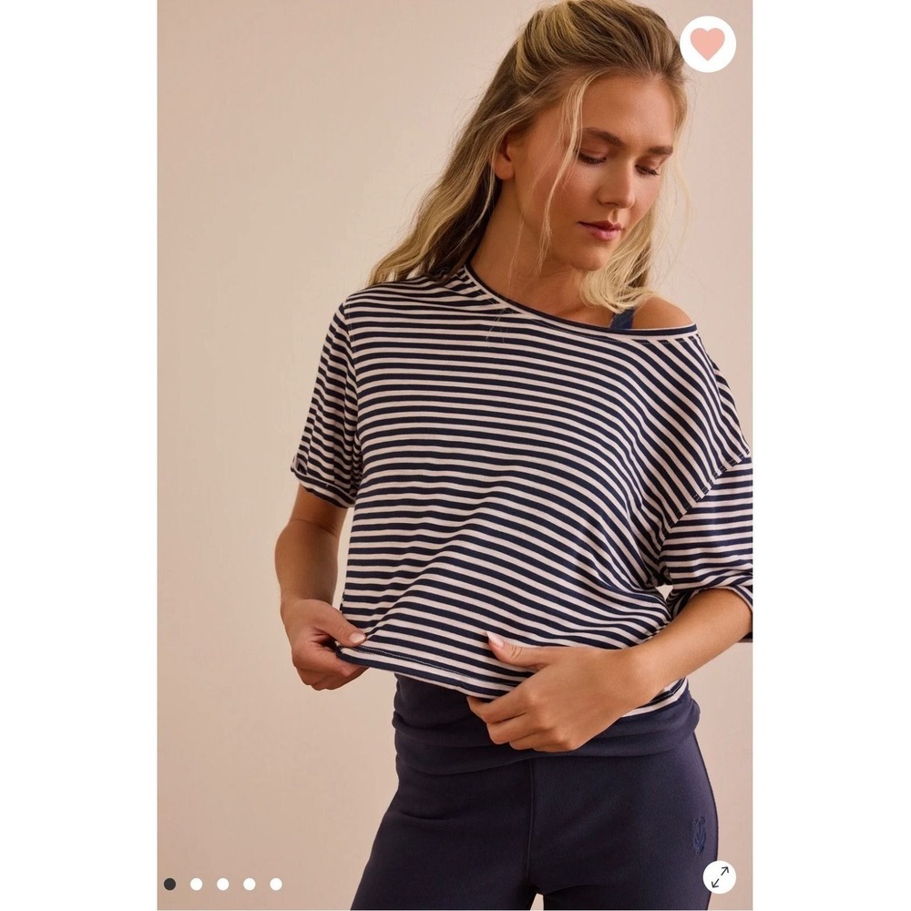 Altar'd State Max Out Striped Crop Top Navy Blue White Short Sleeve Tee Size 3XL